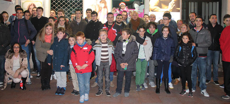 La Escuela de Baloncesto de Miguelturra disfrutó por todo lo alto en el partido Estudiantes – Barcelona