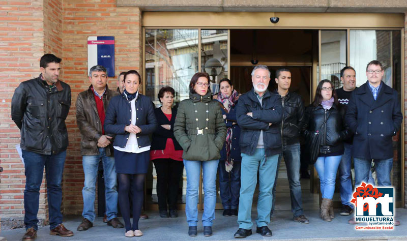 El Ayuntamiento de Miguelturra se ha unido a las muestras institucionales del accidente aéreo del martes