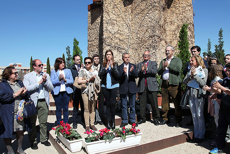 El Ayuntamiento rinde homenaje a las víctimas del terrorismo en el undécimo aniversario del 11-M