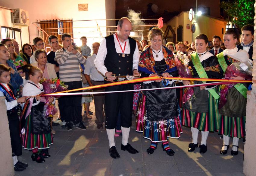 Dos torralbeñas, pregonera y “Ciudadana Ejemplar”, y la proclamación de Zagalas y Zagales protagonizaron la inauguración de las Fiestas Patronales en Torralba de Calatrava