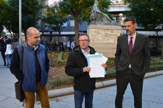 Cámaras subterráneas estudian el estado de las tuberías de la Plaza de Cervantes