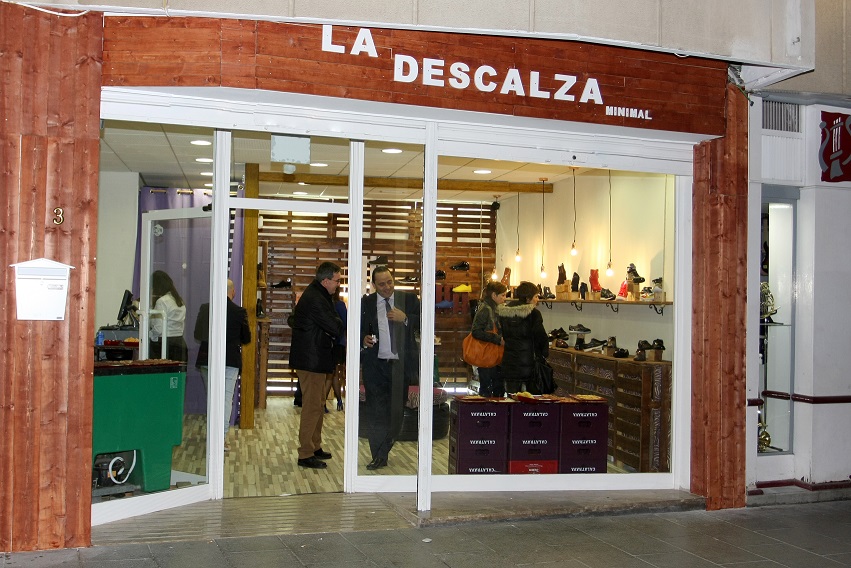Abre en Ciudad Real La Descalza Minimal, una zapatería para todo el mundo