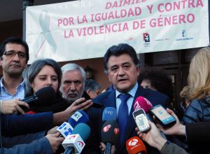 MINUTO SILENCIO Y PLENO (16)