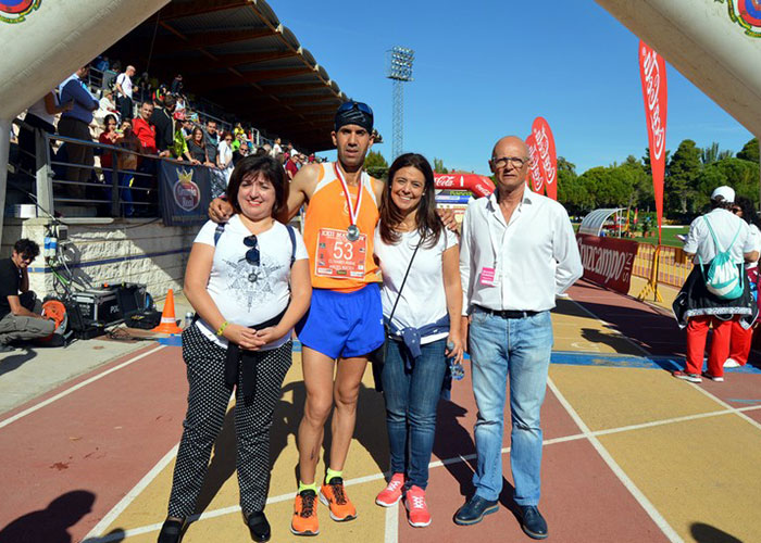 Abdel Kader El Hamdi y Gema Arenas, vencedores de la XXII Quixote Maratón
