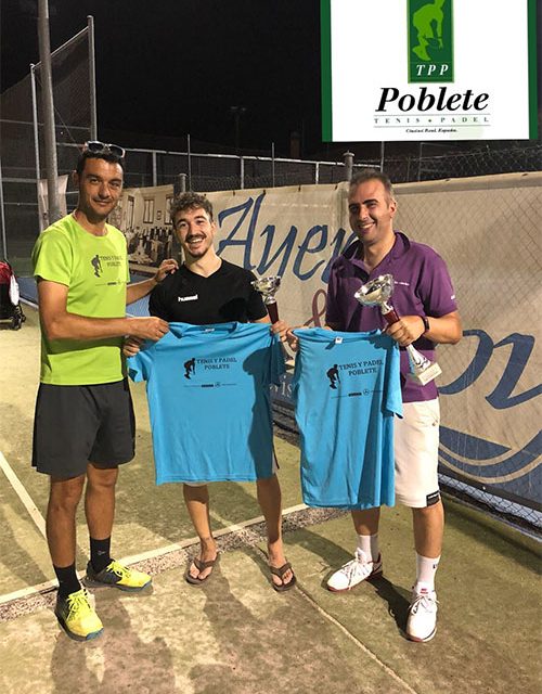 Torneo de Padel nocturno en las instalaciones de Tenis y Pádel Poblete