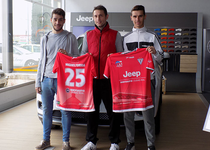 Serviauto, concesionario Fiat y Jeep, presenta la nueva equipación oficial del Miguelturreño para la temporada 2018/19