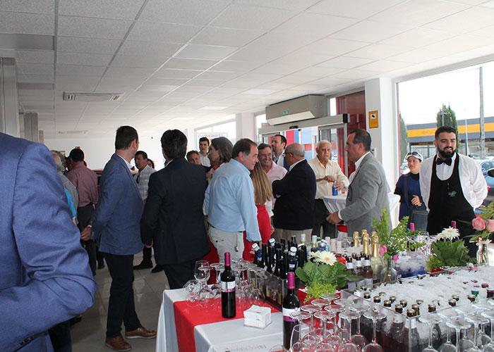 Ferma-Móvil, concesionario KIA, presenta sus nuevas instalaciones en Ciudad Real