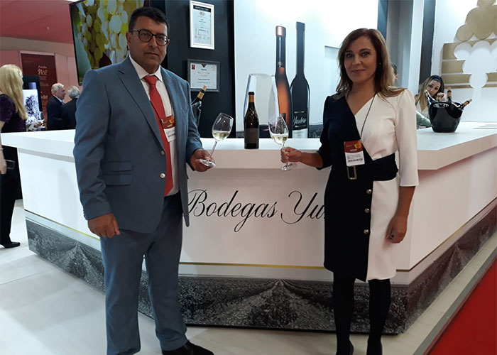Numerosos invitados en el stand de Ayeryhoy de Fenavin 2019, la edición más ambiciosa de su historia