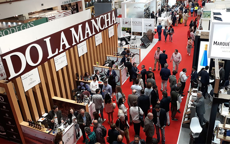 Numerosos invitados en el stand de Ayeryhoy de Fenavin 2019, la edición más ambiciosa de su historia