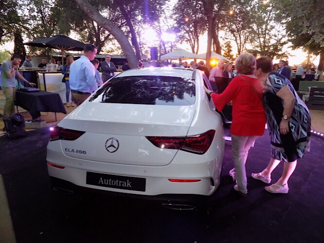 Autotrak Mercedes-Benz presentó el nuevo CLA Coupé