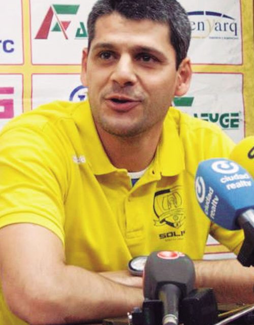 Entrevista a ‘Killo’ entrenador de porteros del Club Balonmano Caserío en Primera Nacional
