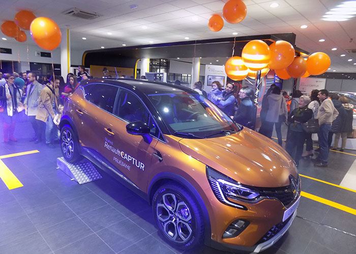 Aries Ciudad Real presentó en sus instalaciones el nuevo modelo Renault Captur