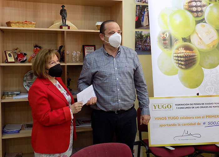 La Asociación de Dulcineas gana el I Concurso de Cruces de Mayo de la Federación de Peñas de Ciudad Real