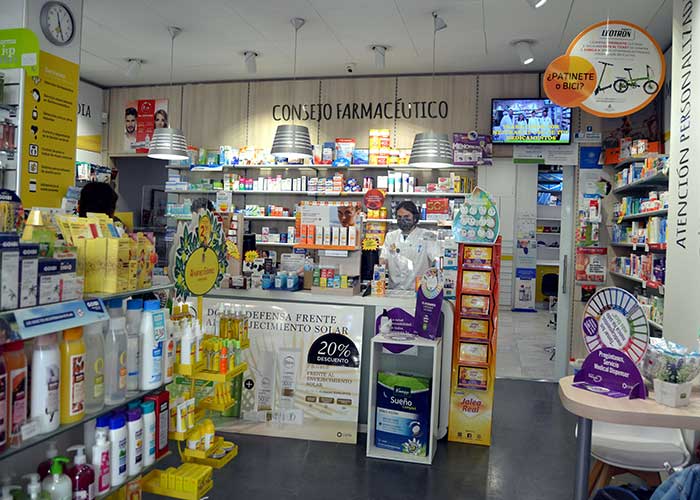 2.961 farmacéuticos colegiados y 1.255 farmacias comunitarias, un activo para el sistema de Salud de Castilla-La Mancha