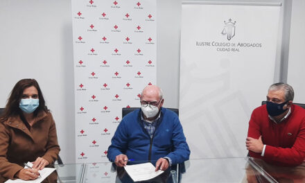 El Colegio de Abogados apoya la campaña del Juguete Educativo de Cruz Roja en Ciudad Real