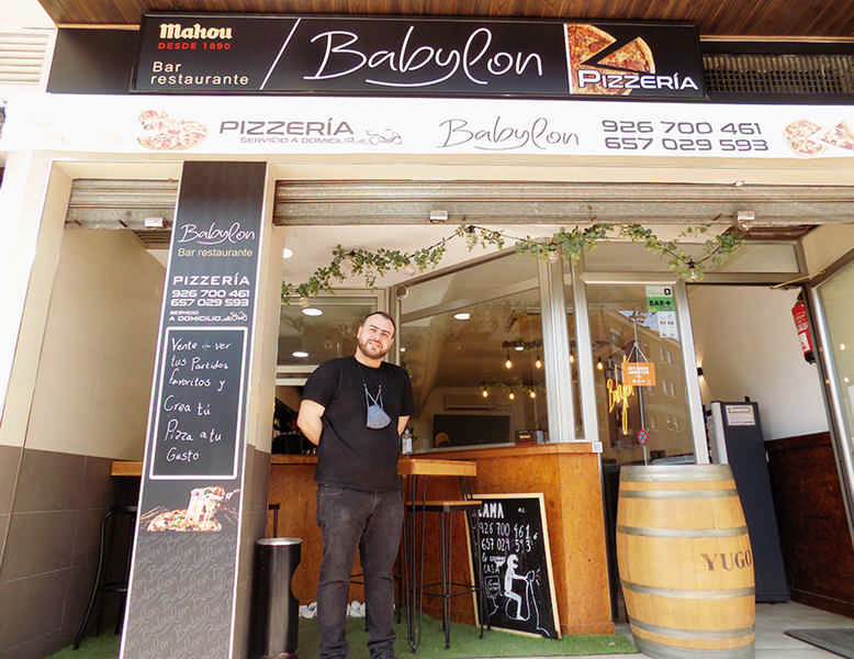 Bar-Pizzería Babylon (Ciudad Real). Pizzas para llevar de elaboración casera
