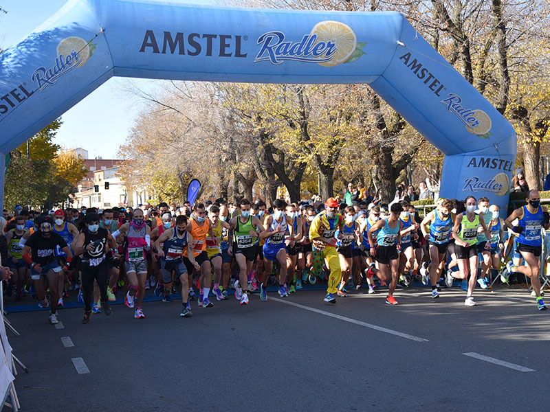 <strong>El Circuito de Carreras cierra la temporada con más de 1.100 inscritos en el 10K de Daimiel</strong>