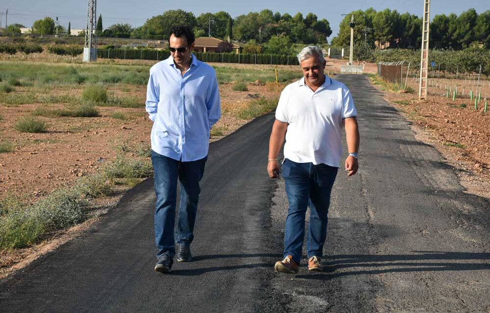 El ayuntamiento de Daimiel acomete la reparación del firme en caminos rurales mediante bacheo