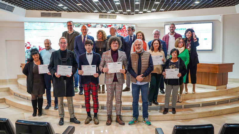 El Rincón D’Sastre de Villarta de San Juan se alza con el primer premio provincial del Concurso de Escaparates navideños de la Cámara de Comercio y Fecir
