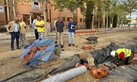 El alcalde de Ciudad Real visita las obras de la Avenida Camilo José Cela
