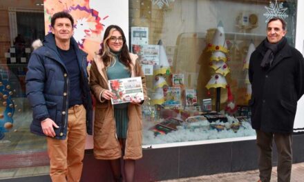 Papelería My Paper gana el Concurso de Escaparates Navideños de Miguelturra