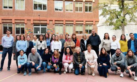 Colegio Pérez Molina. Cien años enseñando y un siglo aprendiendo en la escuela ‘La Cantina’