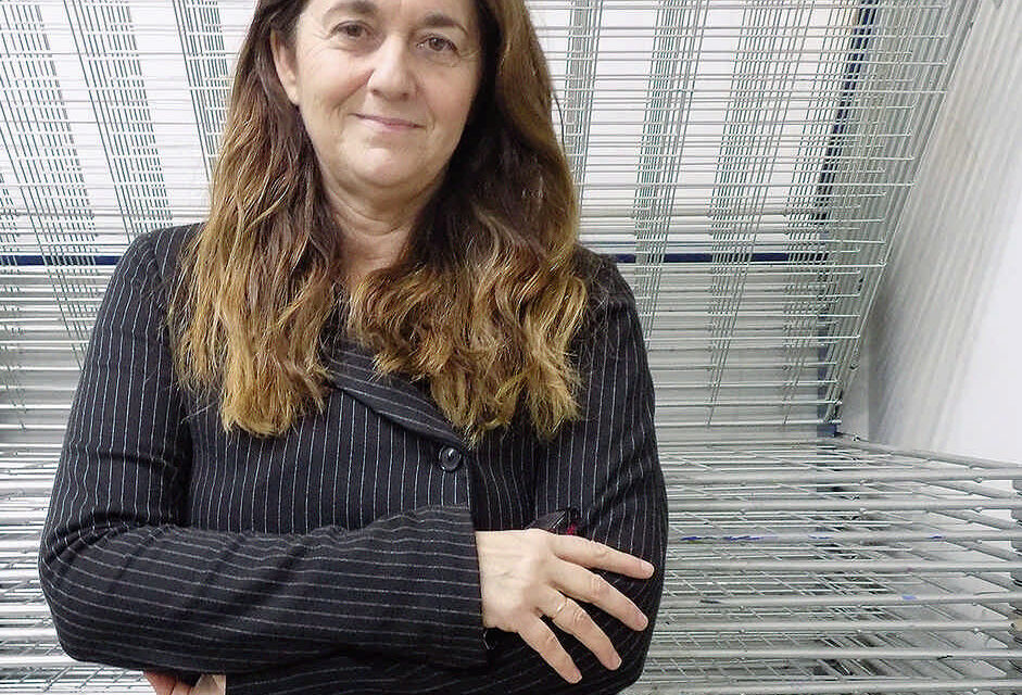 Elena Poblete Muro Artista, diseñadora gráfica y profesora de la Escuela de Arte de Ciudad Real