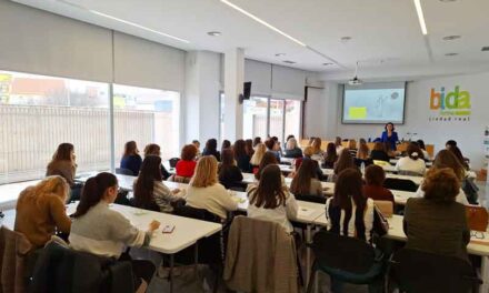 Bidafarma acoge una jornada sobre la menopausia