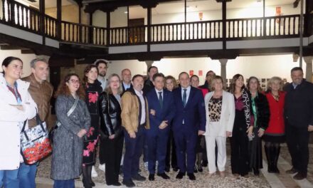 Ayer&hoy registra un nuevo éxito en la inauguración de su VIII Exposición Fotográfica de Semana Santa