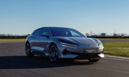 DENZA Z9GT, el gran turismo eléctrico de lujo que desafía Europa
