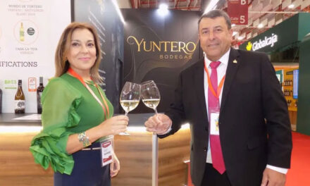 Nuevo producto, Frizzante Rosado, y optimistas expectativas de Bodegas Yuntero en Fenavin 2025