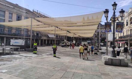 El centro de Ciudad Real recupera su aspecto habitual pocas horas después del final de la noche de Pandorga
