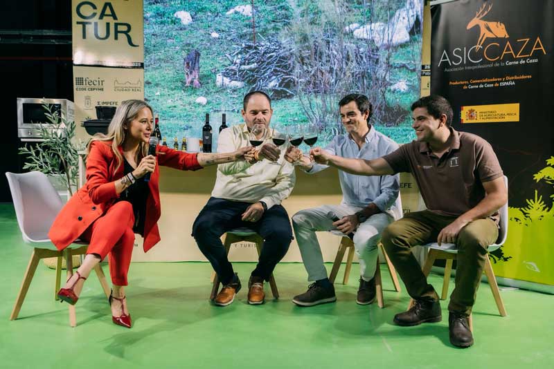 Éxito de participación en las mesas sobre la internacionalización de la carne de caza en fercatur 2025