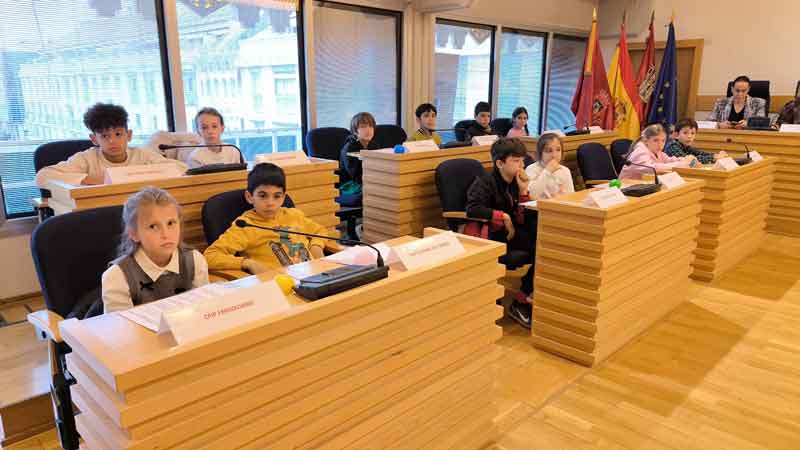 El Pleno Escolar Municipal trabaja sobre la Constitución y la Educación en Valores