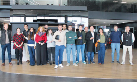 Autotrak celebró una jornada de furgonetas eléctricas Mercedes-Benz