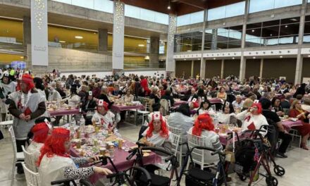 Crece la participación en la tradicional merienda de mayores de Carnaval con 750 asistentes